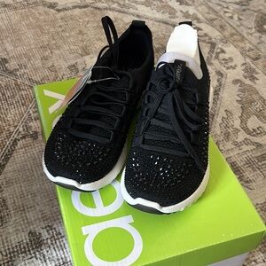 NEW Aetrex Carly Arch Support Black Sparkle Sneakers 5-5.5